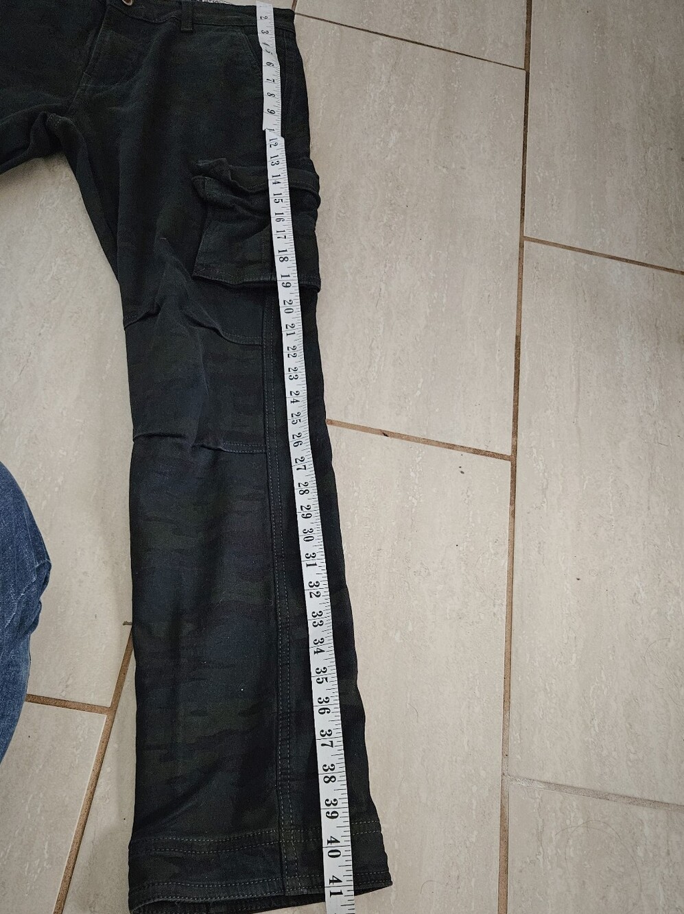Superdry Camo Cargo Pants - Picture 9 of 11